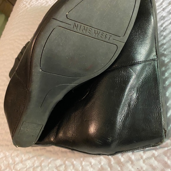 Nine West Black Short pull on Boots Size 8 - Picture 3 of 4